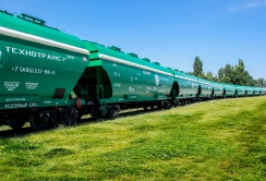  additionally purchased from PJSC "KVSZ" (Kryukov railway wagons building plant) 425 wagons.